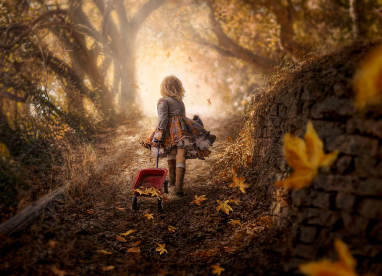 Flickr: Climbing the Hill by {jessica drossin}
